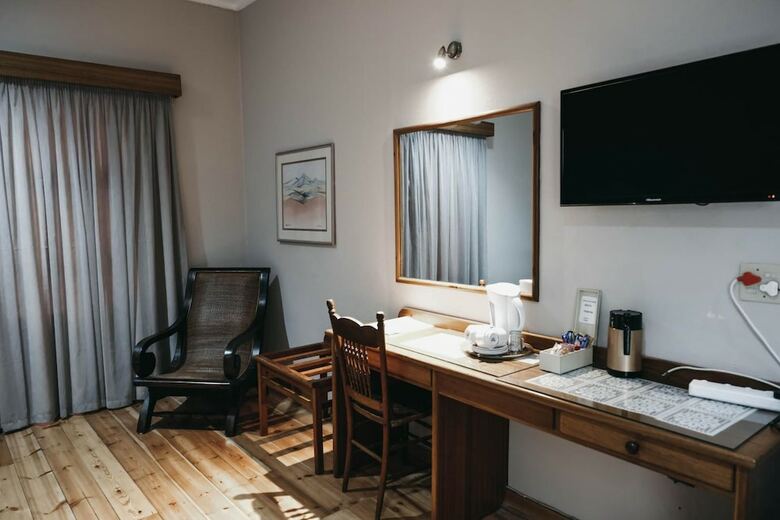 Hotel Karoo Country Inn
