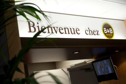 Hotel B&B H�tel Chartres Le Forum