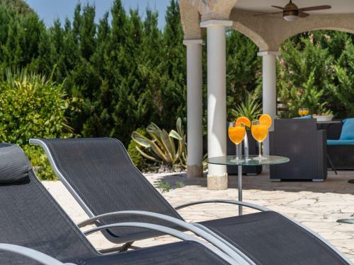 Cozy Villa In Oupia With Private Pool And Jacuzzi