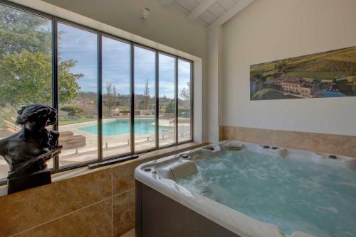 Bed & Breakfast Chateau Du Palanquey & Spa