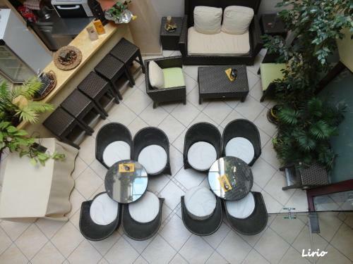Hostal ??????? ??????/lirio Guest House