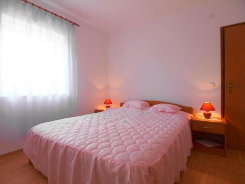 Apartment Ton�i�