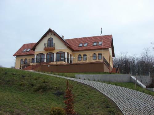 Hostal Berezdtet? Vend�gh�z