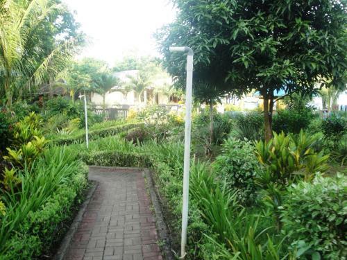 Bunaken Beach Resort New