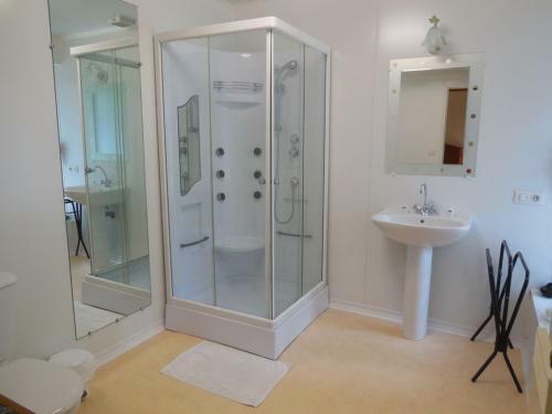 Homestay Ch�teau de Saint-maixant