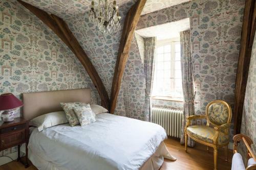 Agroturismo Saint-maclou Chateau Sleeps 28 Pool
