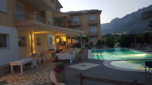 Apartamento Hotel Iliana