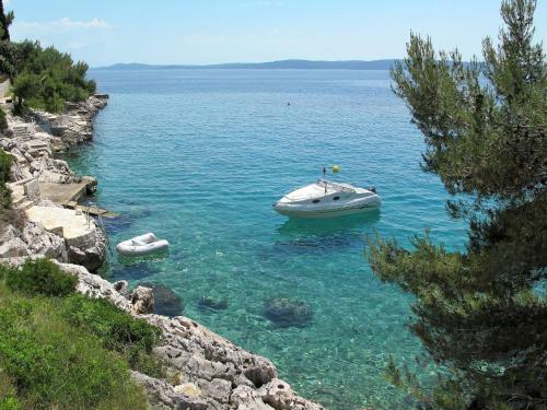 Holiday Home Angelo (Tgr520)