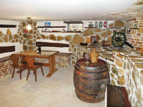 Holiday Home Angelo (Tgr520)