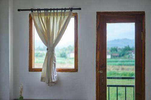 Hostal Padi Surf Villa Medewi