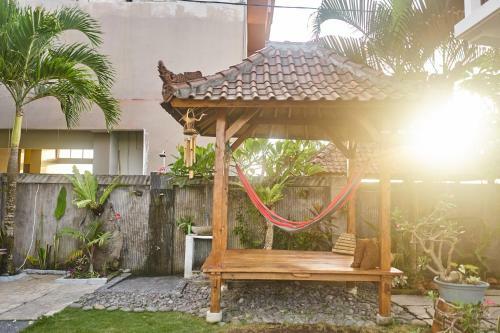 Hostal Padi Surf Villa Medewi