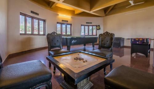 Villa Dazzle By Vista Rooms