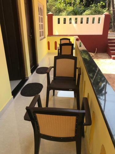 Hostal All Seasons Guest House