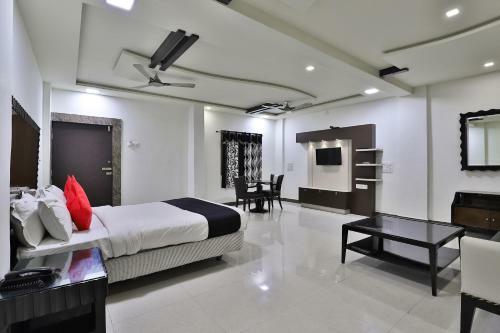 Capital O 38140 Hotel Sukun