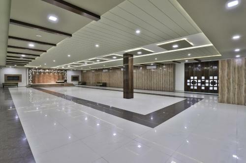 Capital O 38140 Hotel Sukun