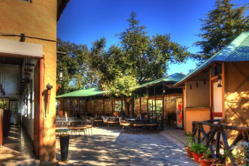 Hotel Aamod At Shoghi