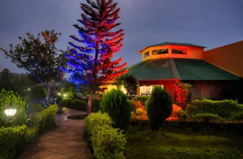 Hotel Tusk And Roar Corbett Resort