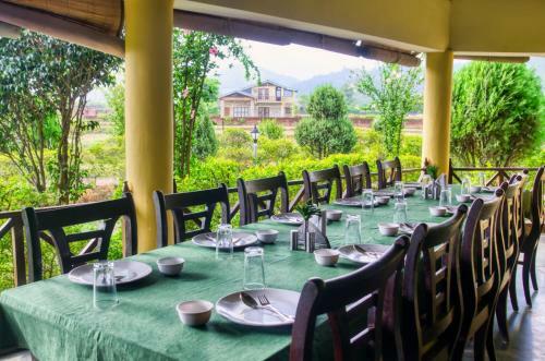 Hotel Tusk And Roar Corbett Resort