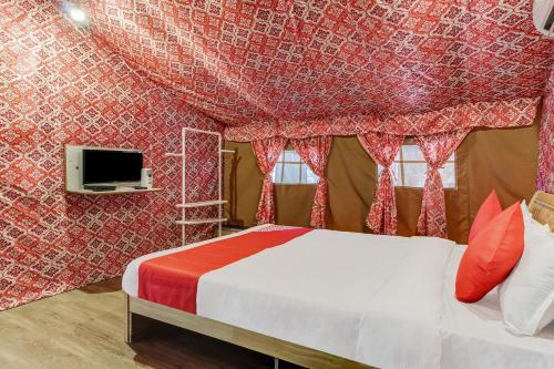 Oyo 41341 Hotel Paradise Tent Resorts