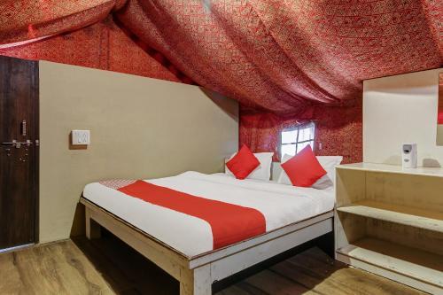Oyo 41341 Hotel Paradise Tent Resorts
