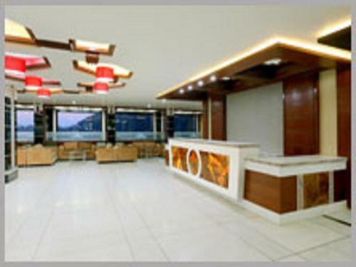 Hotel Subash International