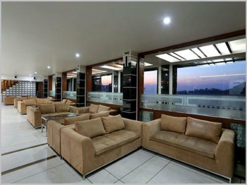 Hotel Subash International