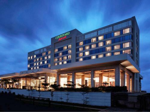 Hotel Courtyard By Marriott Pune Chakan