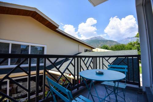 Hotel Infinitea Tea Garden Resort