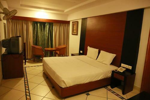 Hotel Emarald Resort