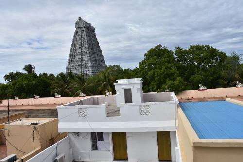 Hotel Swathisri Residency