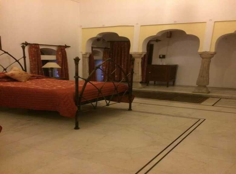 Hotel Patan Mahal