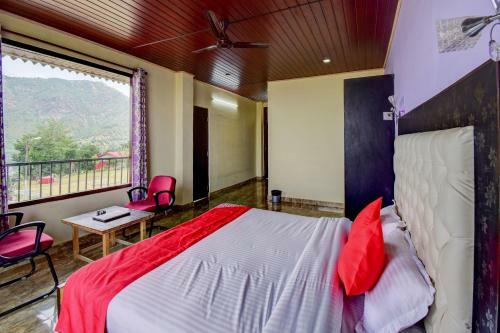 Hotel Oyo 43476 Vatika Resort