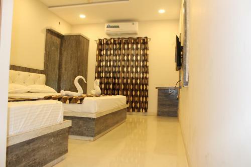 Lodge Shri Shiva Palace