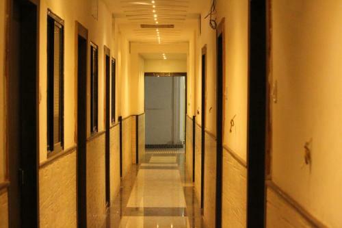 Lodge Shri Shiva Palace