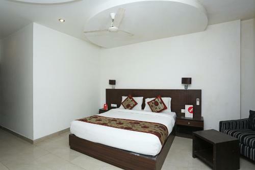 Capital O 3600 Hotel Royal Windsor