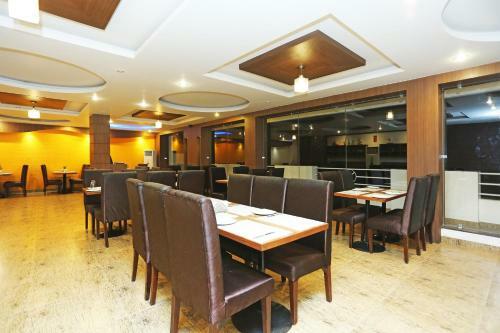 Capital O 3600 Hotel Royal Windsor