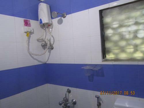 Hotel Sona Villa, The Lake Chalet