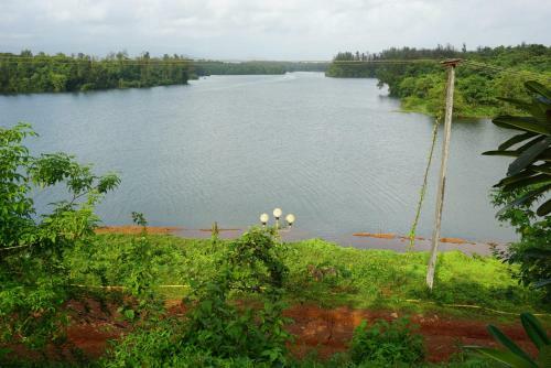 Hotel Sona Villa, The Lake Chalet