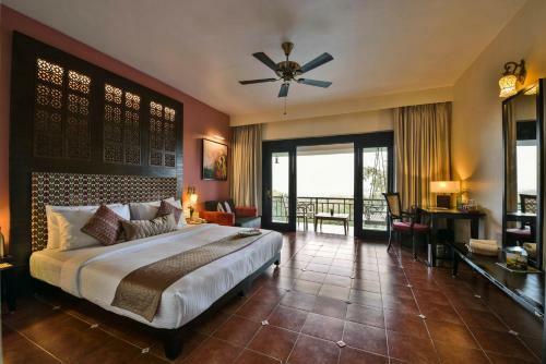 Hotel The Fern Samali Resort
