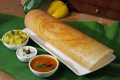 Hotel The Kuttalam Heritage