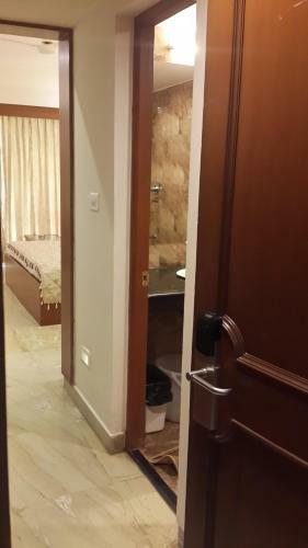Hotel Paramount Inn