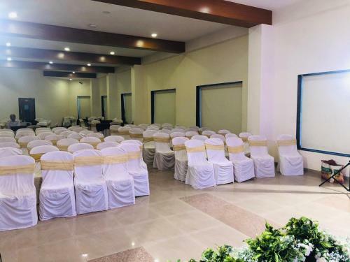 Hotel Vits Kamats Resort, Silvassa