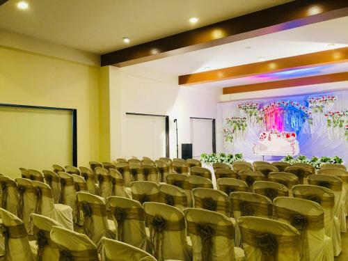 Hotel Vits Kamats Resort, Silvassa