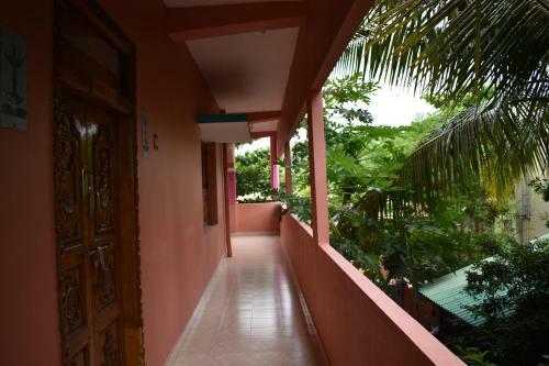 Hostal Rainbow Guest House Tiruvannamalai