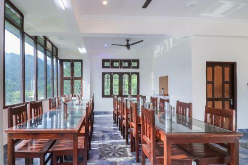 Oyo 47959 Hotel Prosperity & Restaurant