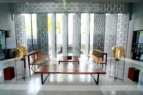 Hotel The Amaya Resort Kolkata Nh6
