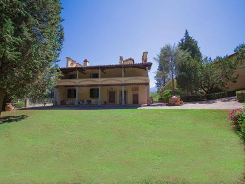 Charming Villa In Tuscany With Swimming Pool