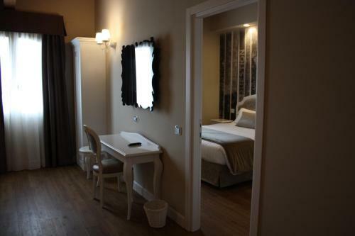 Suites & Apartments Liola'