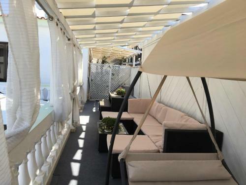 Hostal Residence R&b Tyrrhenum