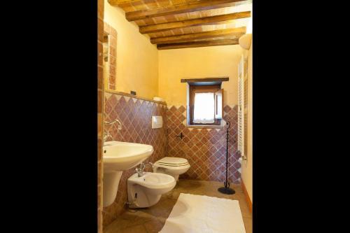 Pierle Villa Sleeps 9 Pool Wifi